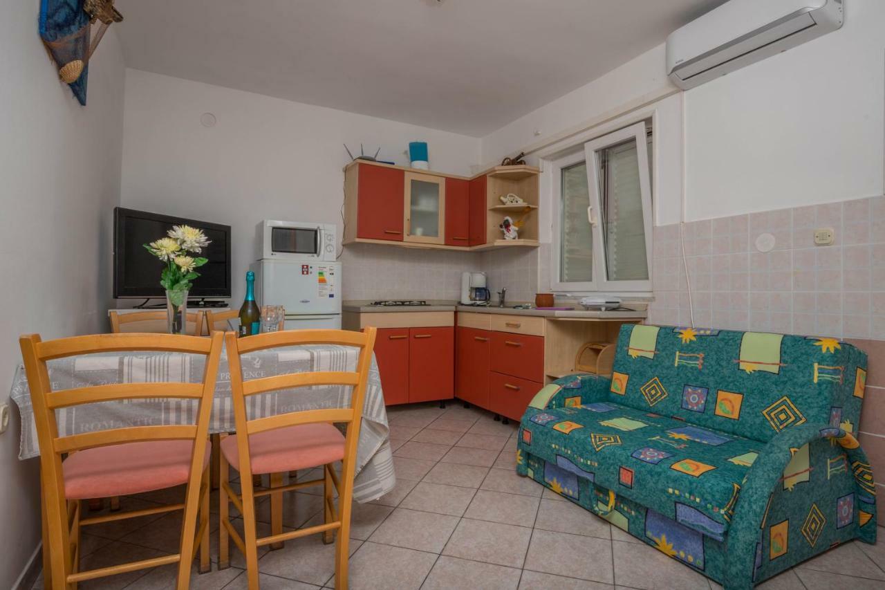 Apartman Zlatica Dramalj Eksteriør bilde