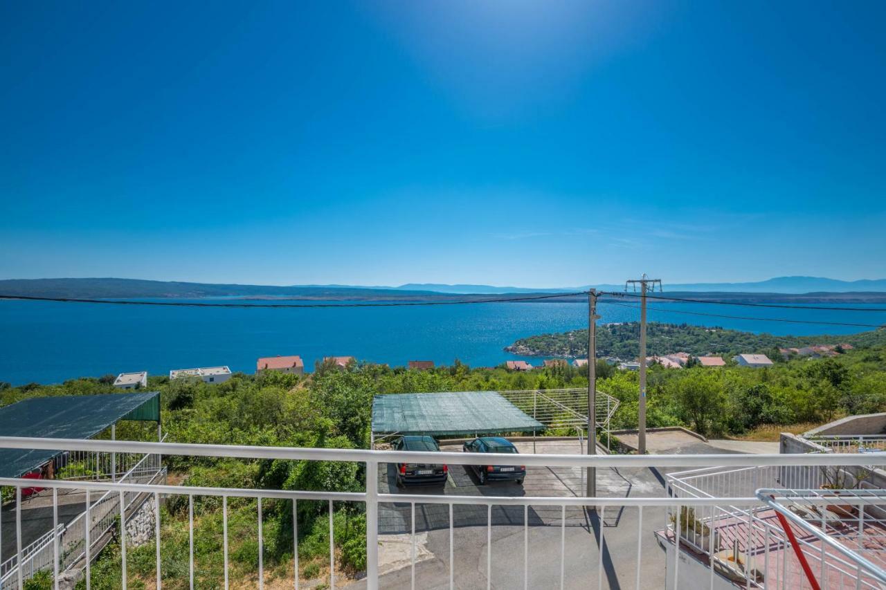Apartman Zlatica Dramalj Eksteriør bilde